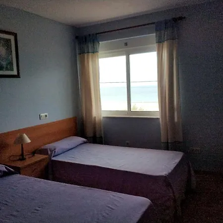 2 Bedrooms Appartement With Sea View Furnished Balcony And Wifi At Barreiros شقة *